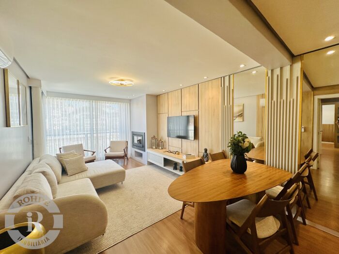 APARTAMENTO DE DOIS DORMITÓRIOS EM CANELA